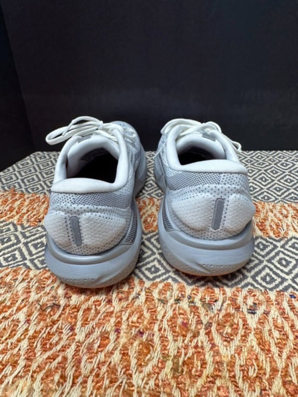 Brooks Adrenaline 24 Men's Size 9.5 - Picture 6 of 13